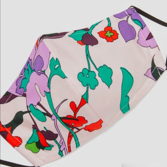 Kate Spade Floral Face Mask - Picture 5 of 5